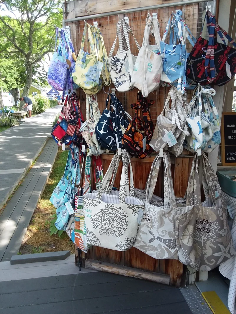 Totes Collection